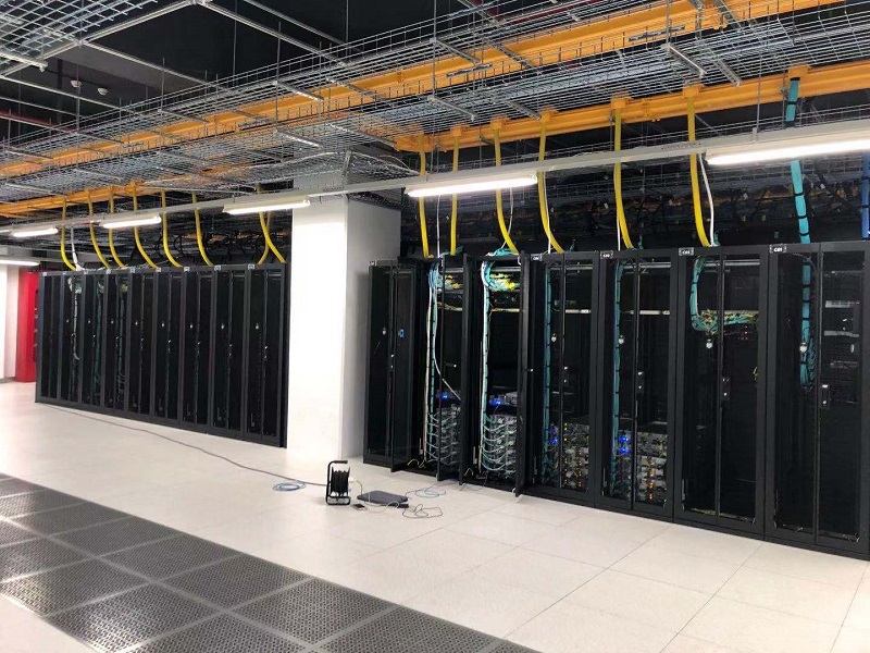 奉贤厂区弱电工程机房组建